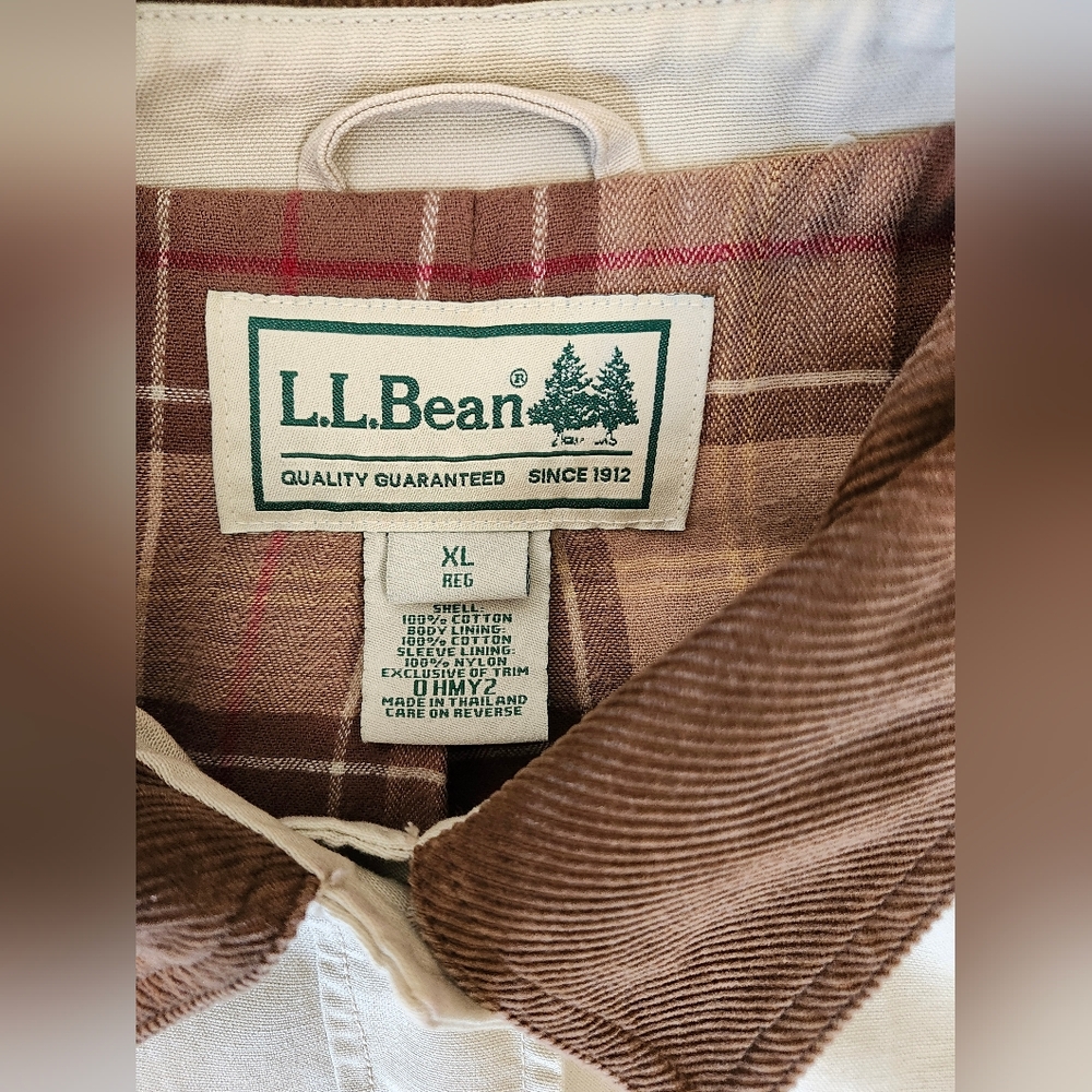 L.L. Bean Cream Barn Jacket - Picture 5 of 5